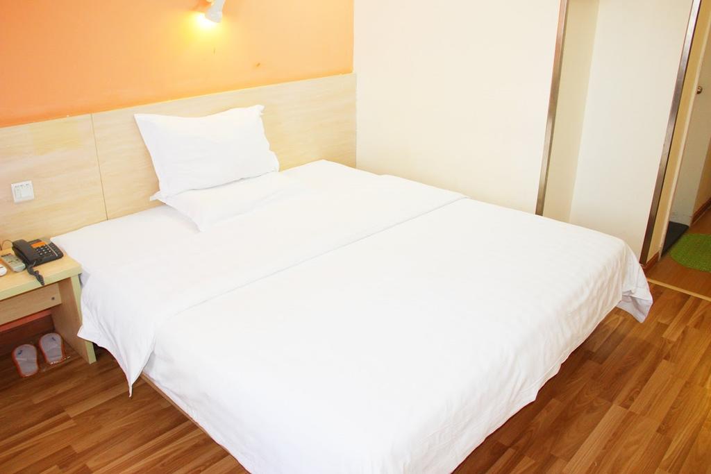 7 Days Inn Beijing Taoranting Subway Branch Екстер'єр фото